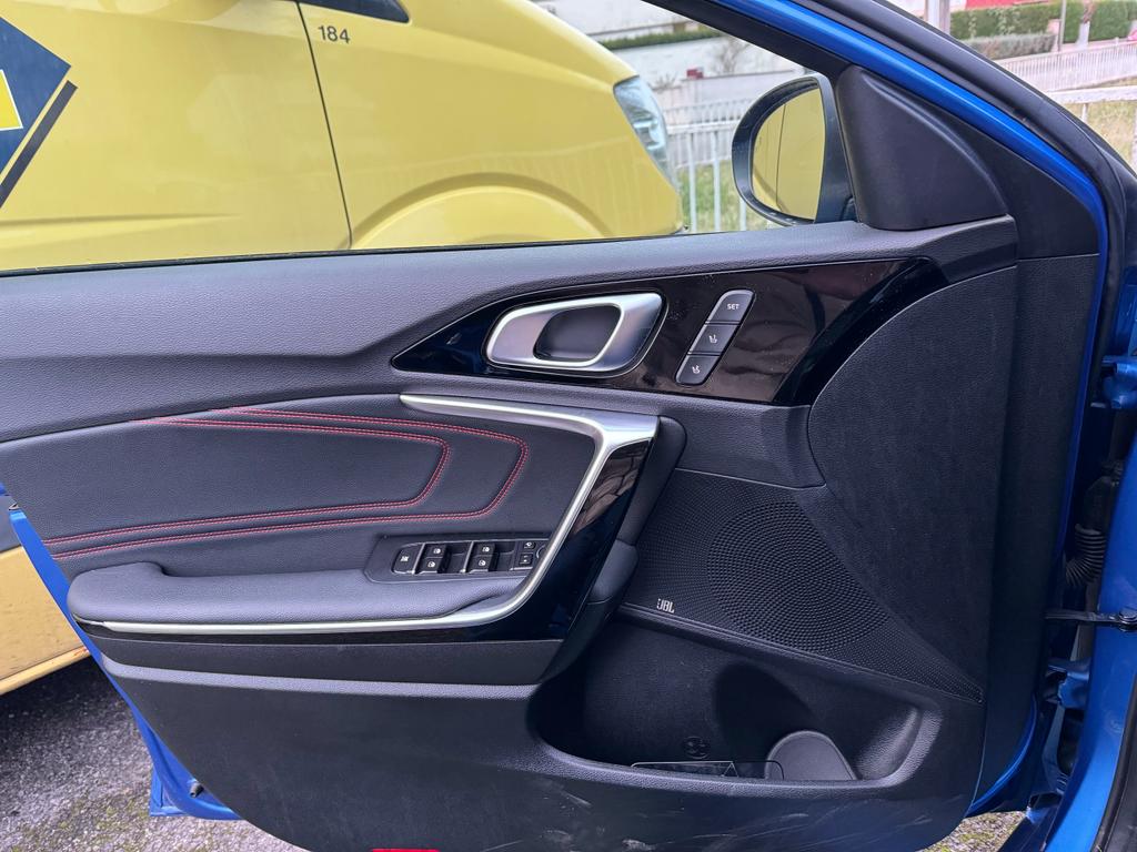 KIA Pro'Ceed GT  1,6L T-GDI 204cv DCT 7 